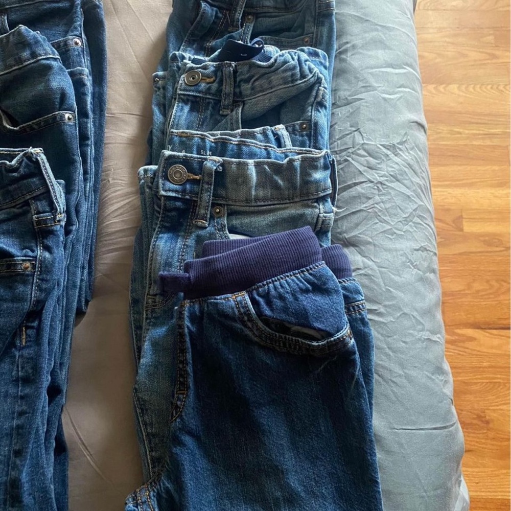 10 pair of boys size 6 jeans